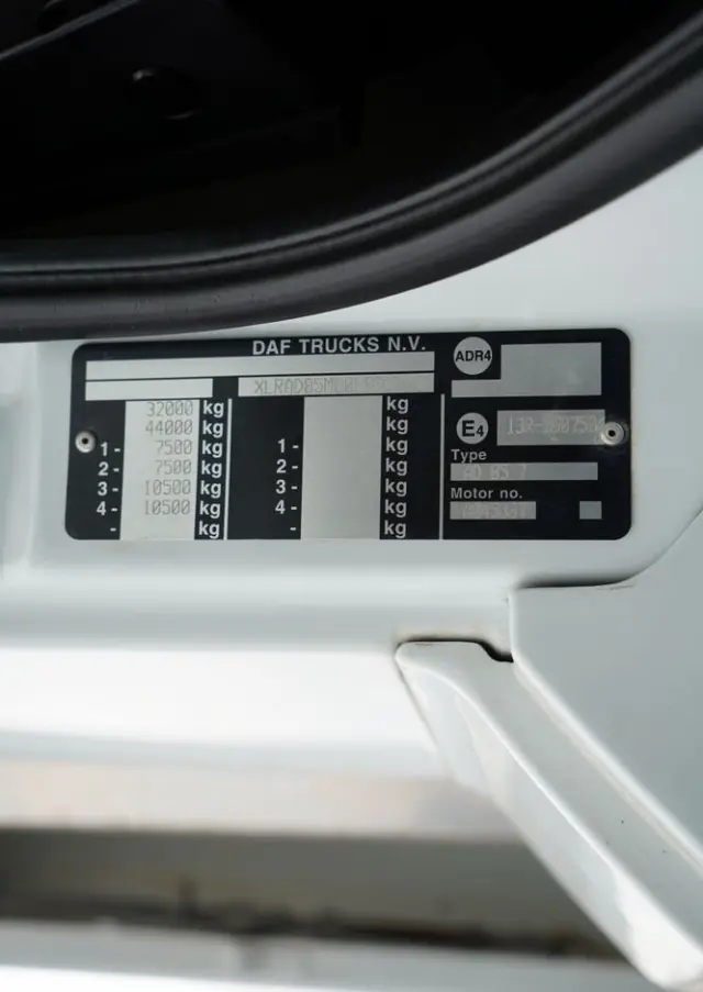 DAF CF 85.410 / 8X4 / WYWROTKA 2 STR / BORDMATIC / HYDROBURTA / SPROWADZONY 