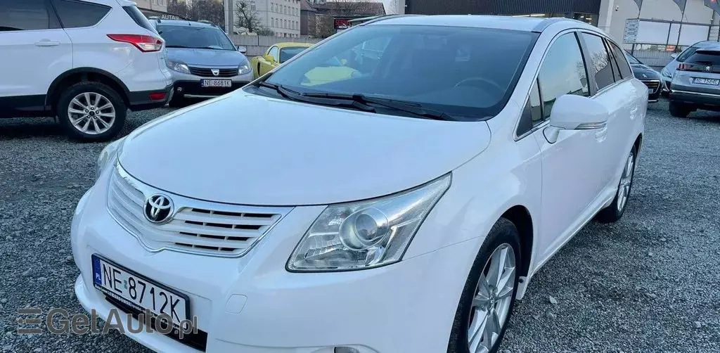 TOYOTA Avensis 