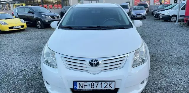 TOYOTA Avensis 