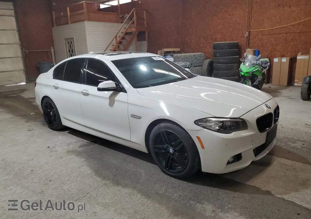 BMW Seria 5 528i