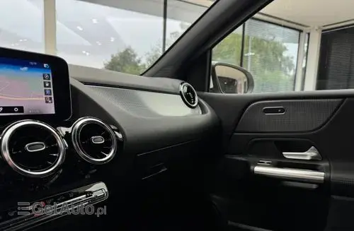 MERCEDES-BENZ Klasa B 