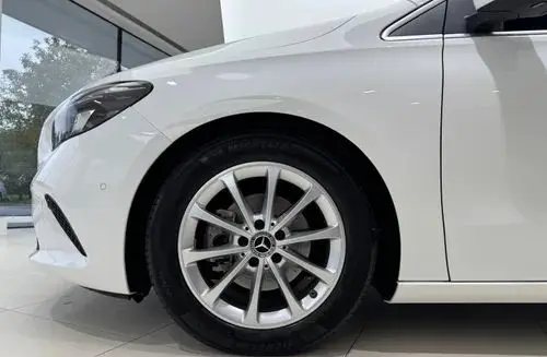 MERCEDES-BENZ Klasa B 