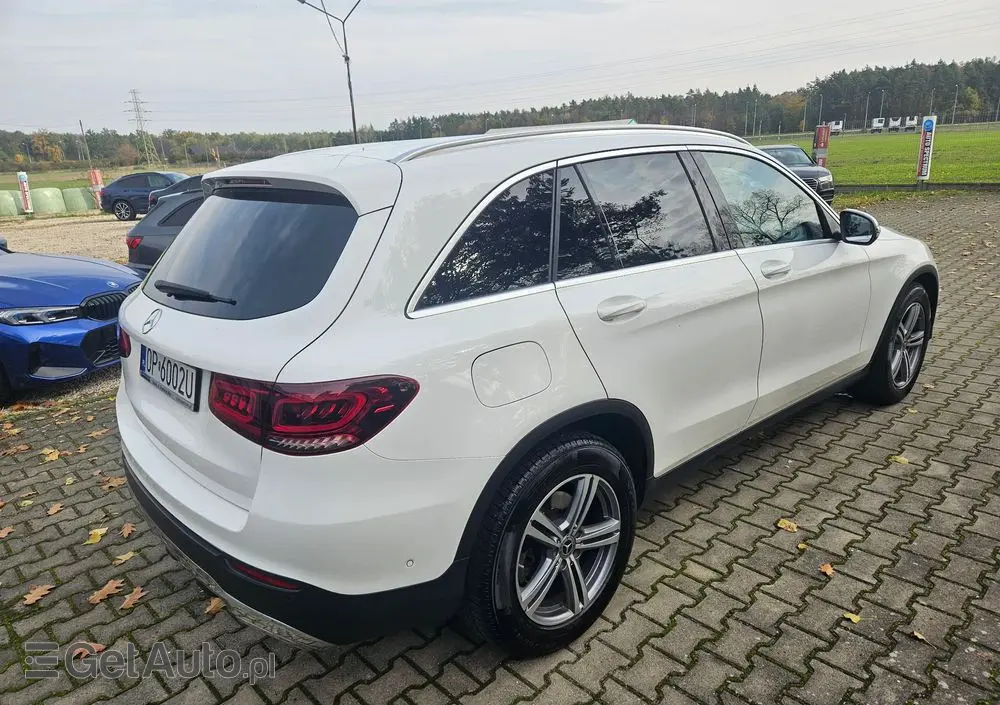 MERCEDES-BENZ GLC 220 d 4Matic 9G-TRONIC