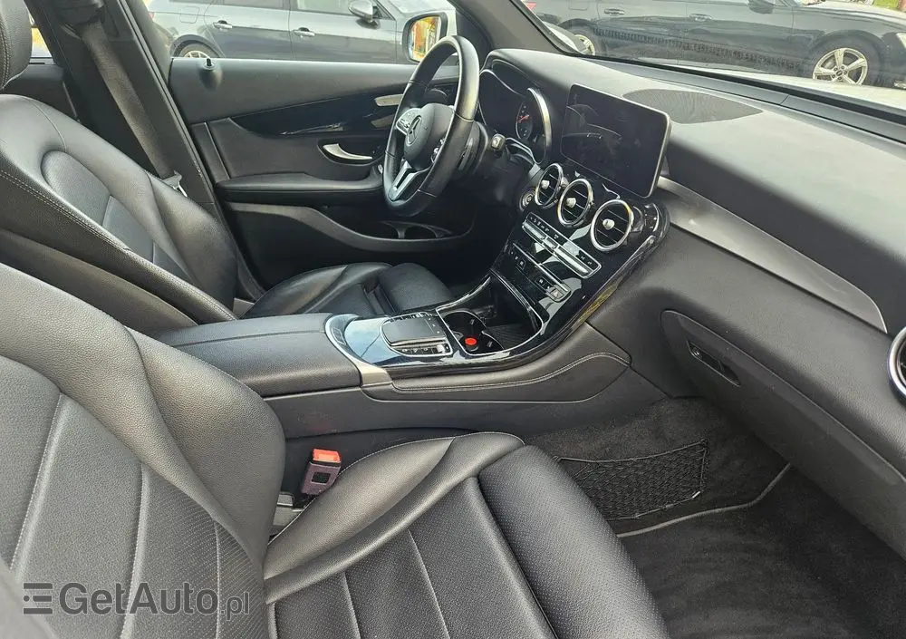 MERCEDES-BENZ GLC 220 d 4Matic 9G-TRONIC