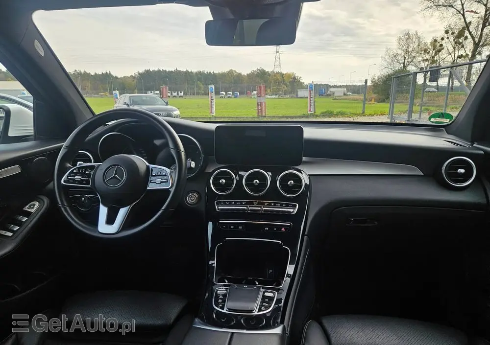 MERCEDES-BENZ GLC 220 d 4Matic 9G-TRONIC