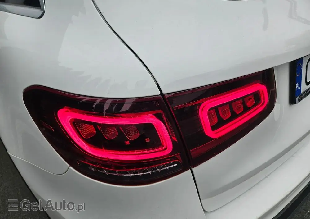 MERCEDES-BENZ GLC 220 d 4Matic 9G-TRONIC