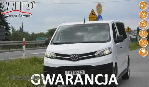 TOYOTA Proace Verso 