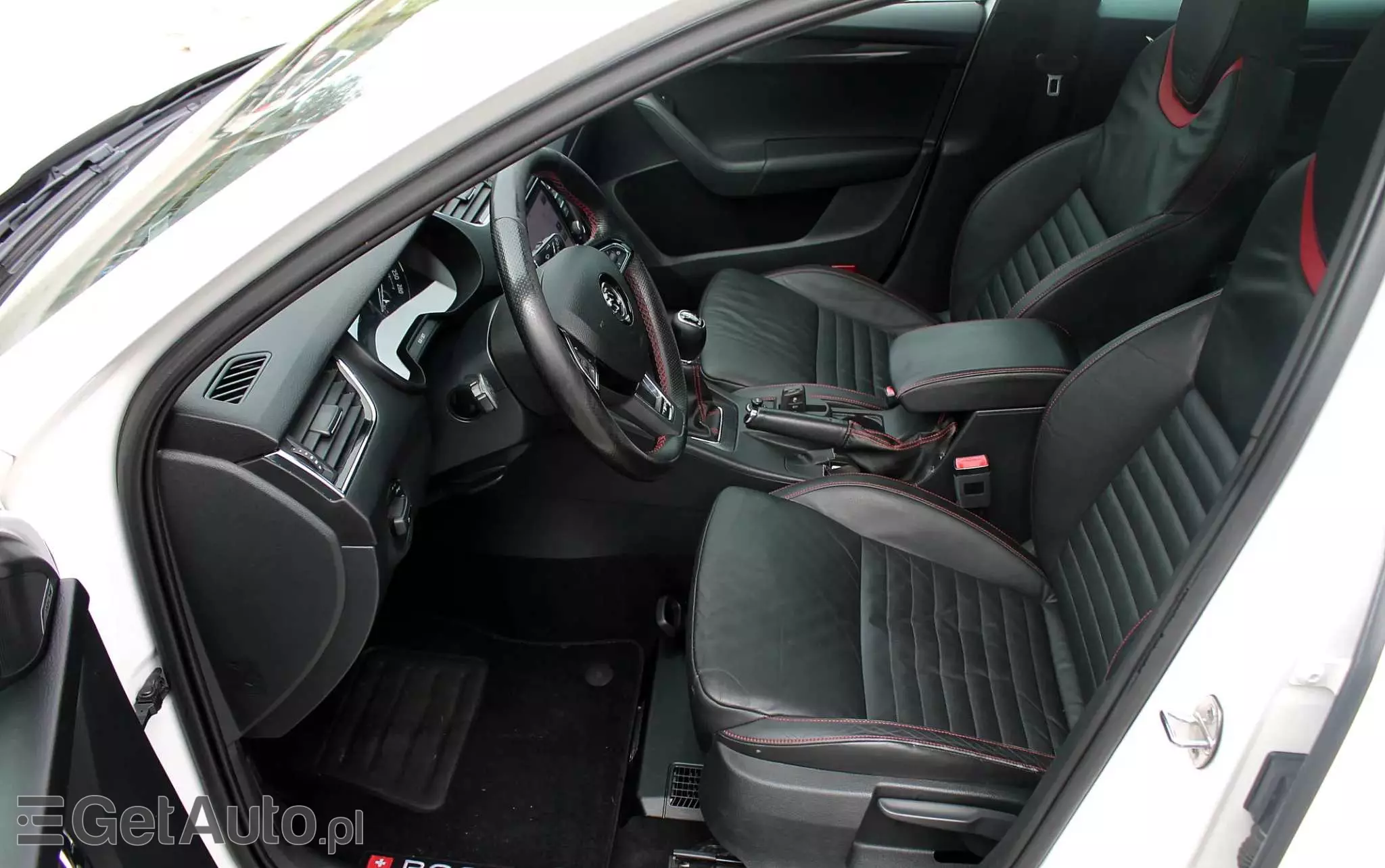 SKODA Octavia 2.0 TSI RS