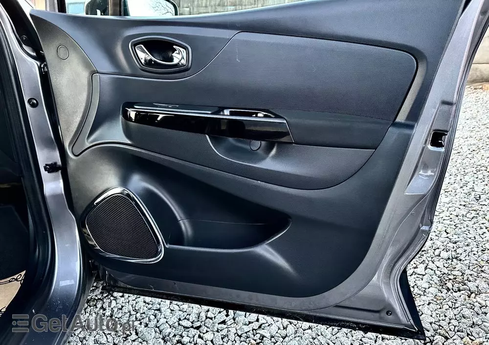 RENAULT Captur 1.5 dCi Energy Intens