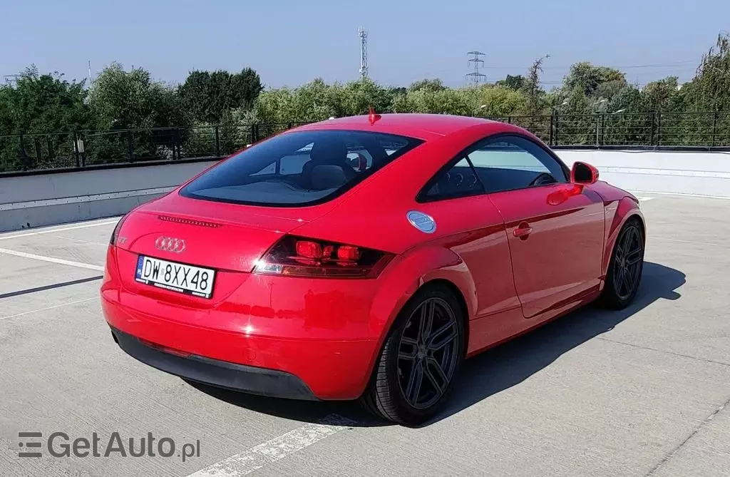 AUDI TT 