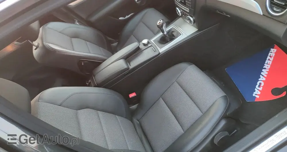 MERCEDES-BENZ Klasa C 220 T CDI DPF (BlueEFFICIENCY) Avantgarde