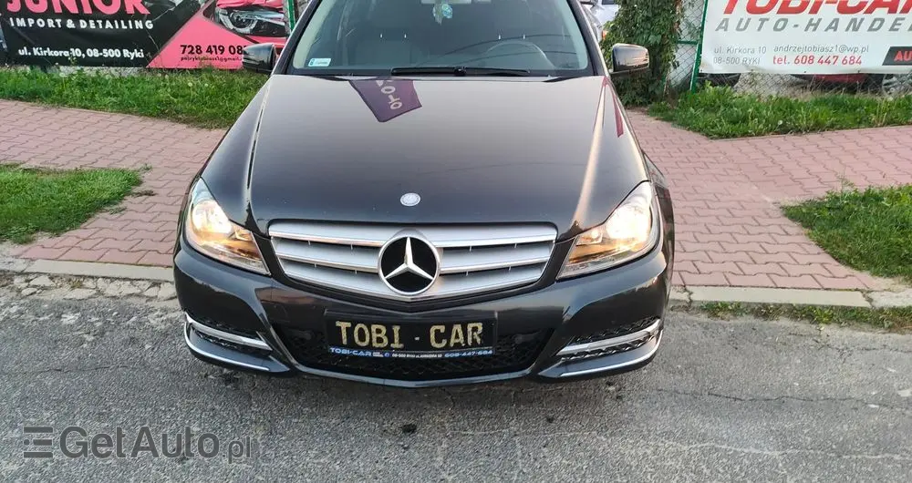 MERCEDES-BENZ Klasa C 220 T CDI DPF (BlueEFFICIENCY) Avantgarde