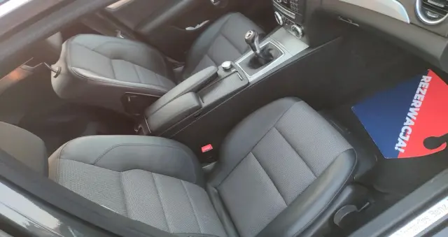 MERCEDES-BENZ Klasa C 220 T CDI DPF (BlueEFFICIENCY) Avantgarde