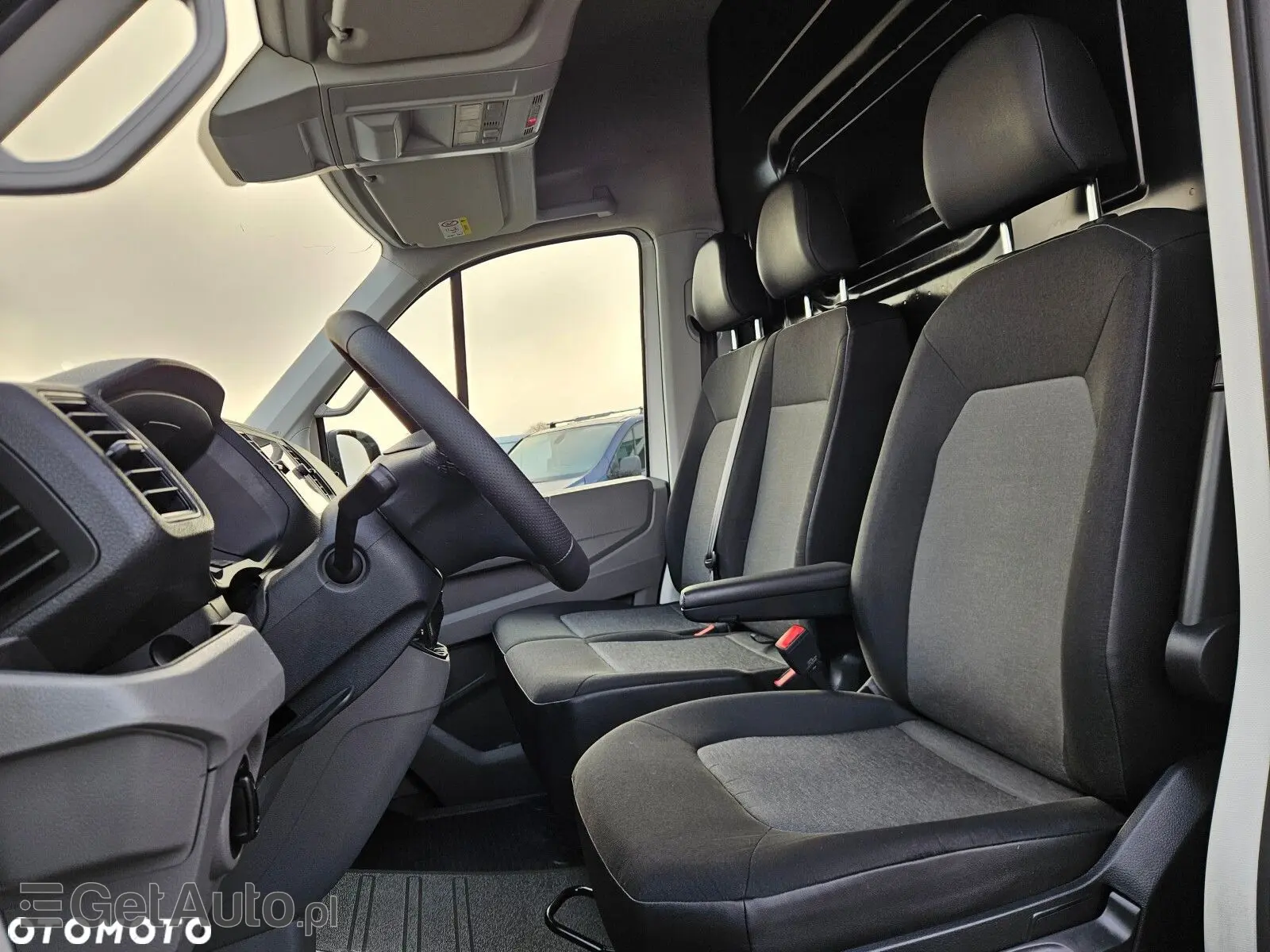 VOLKSWAGEN Crafter L