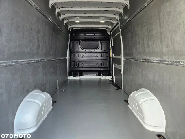 VOLKSWAGEN Crafter L