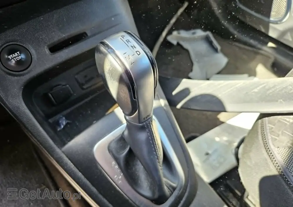 RENAULT Captur TCe 120 EDC Dynamique