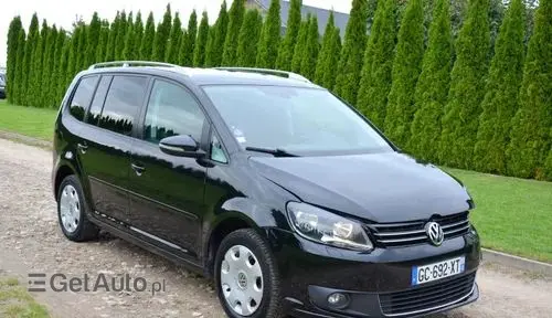 VOLKSWAGEN Touran 