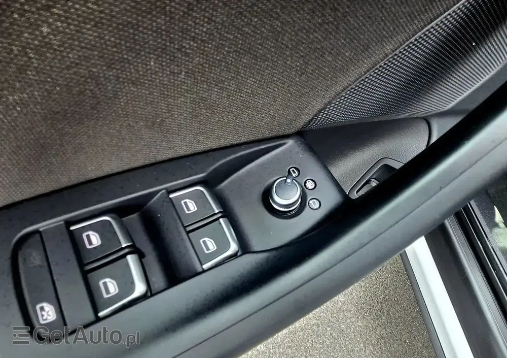 AUDI Q3 1.4 TFSI S tronic