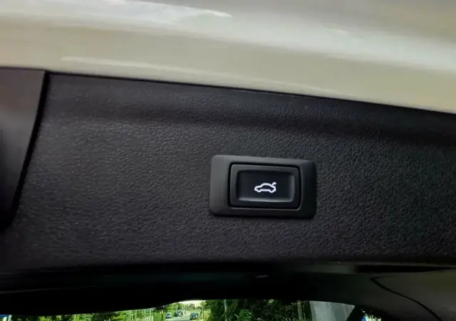 AUDI Q3 1.4 TFSI S tronic