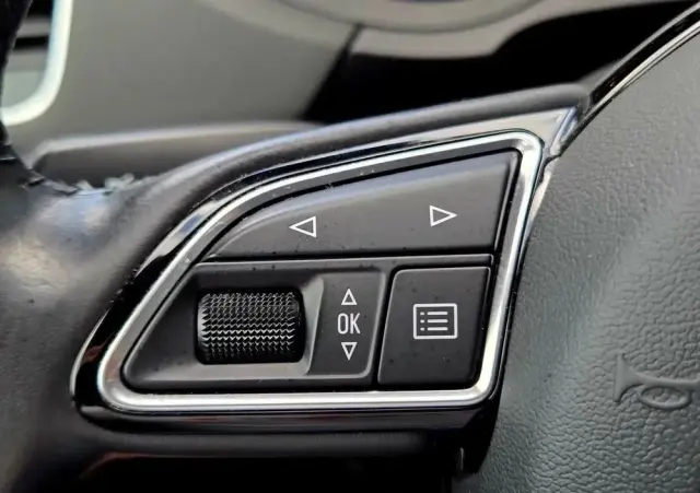 AUDI Q3 1.4 TFSI S tronic