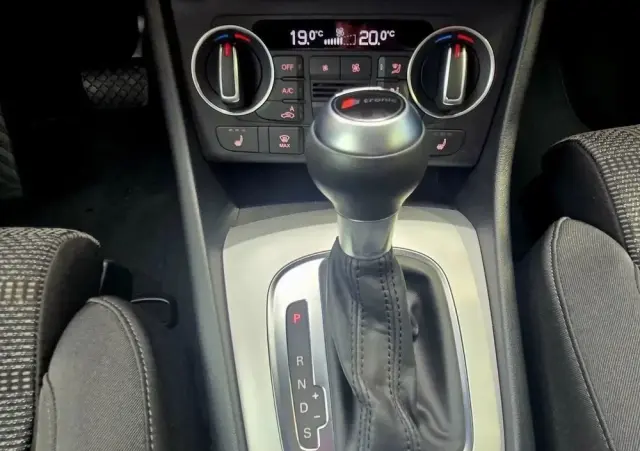 AUDI Q3 1.4 TFSI S tronic