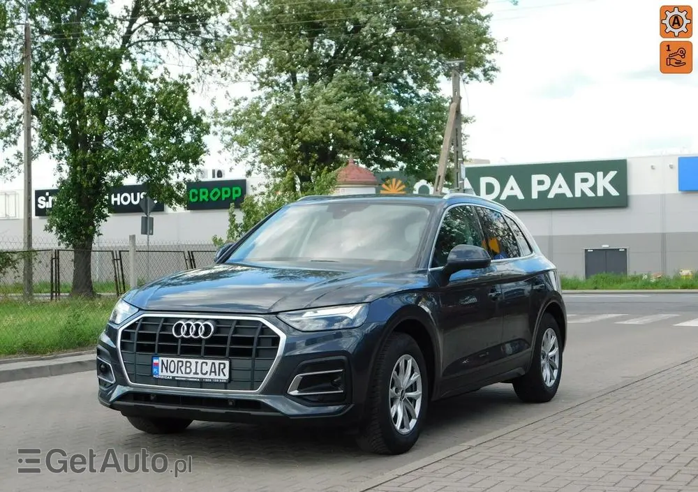 AUDI Q5 