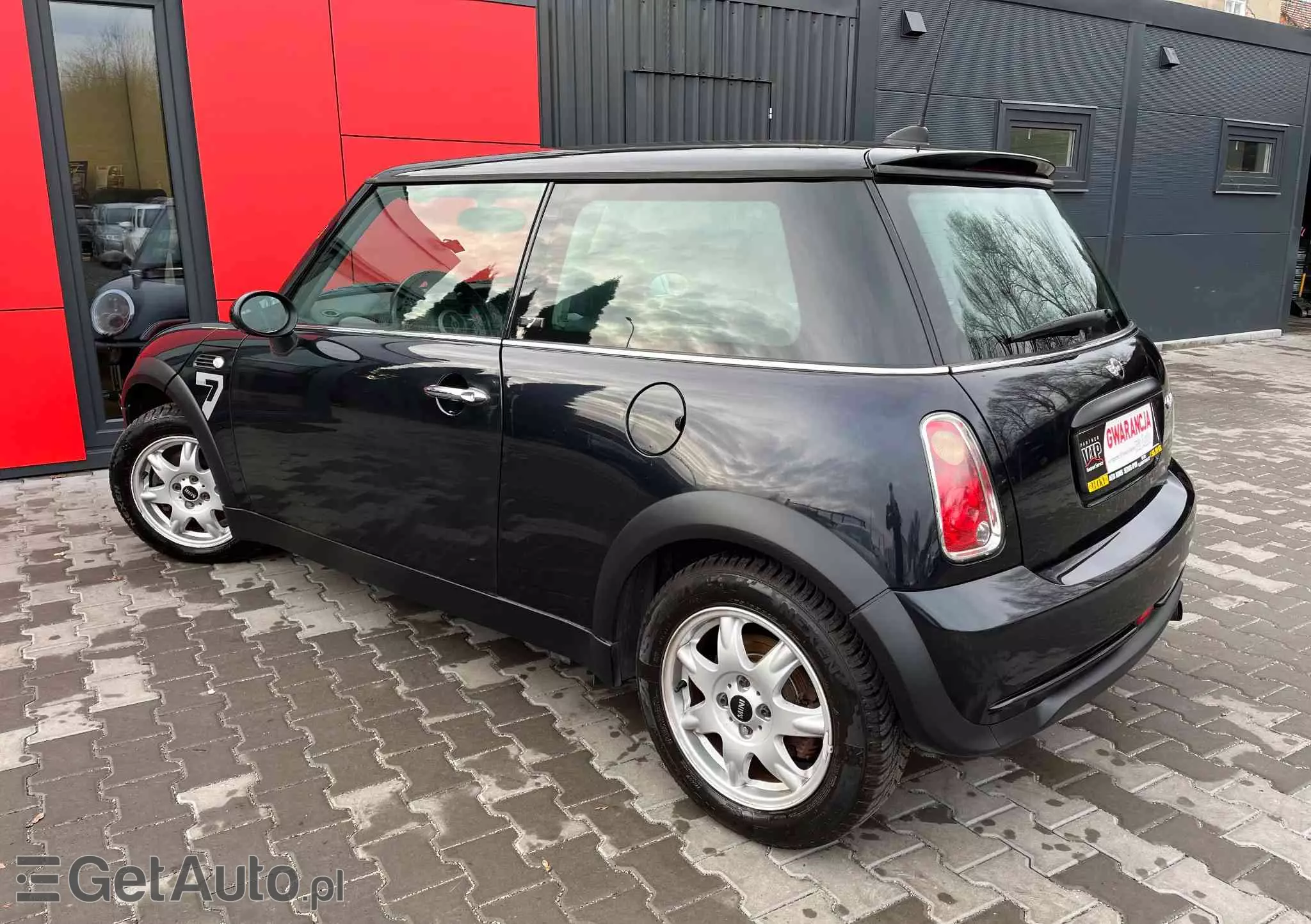 MINI ONE Standard