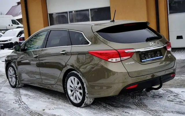 HYUNDAI I40 