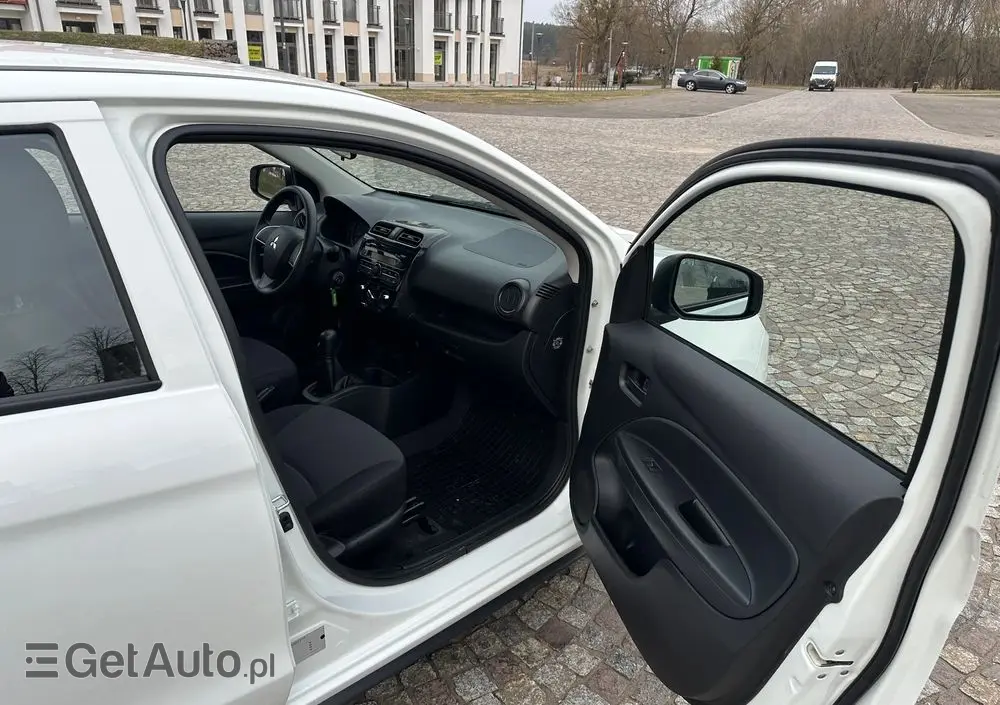 MITSUBISHI Space Star 