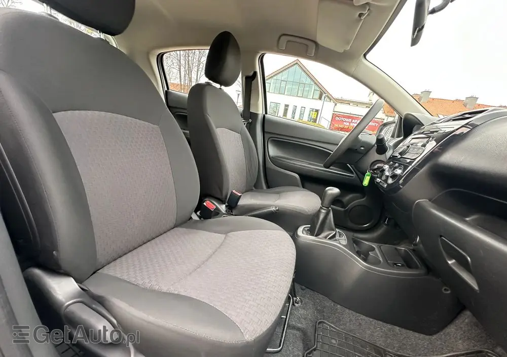 MITSUBISHI Space Star 