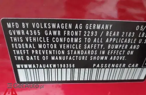 VOLKSWAGEN Golf 