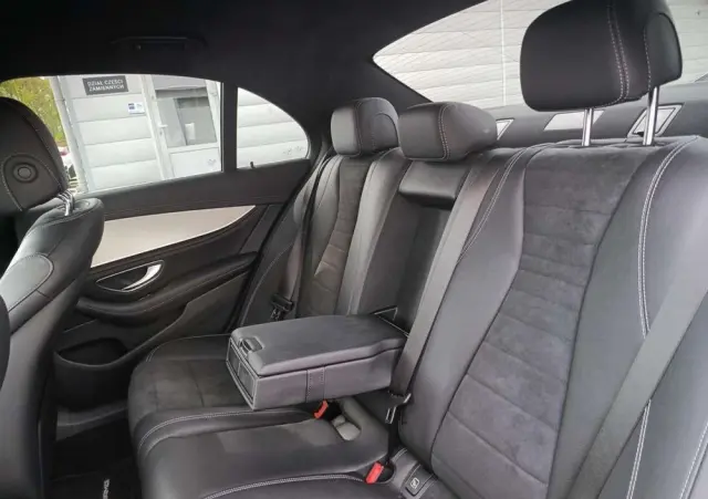 MERCEDES-BENZ Klasa E 