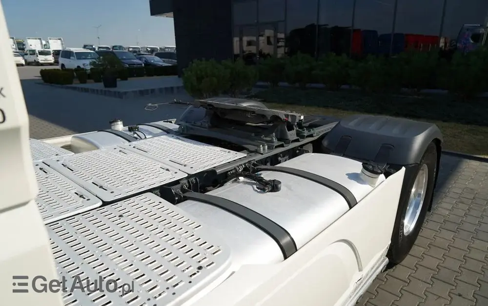 DAF XF 530 / RETARDER / KLIMA POSTOJOWA / SUPER SPACE CAB / ALUFELGI 