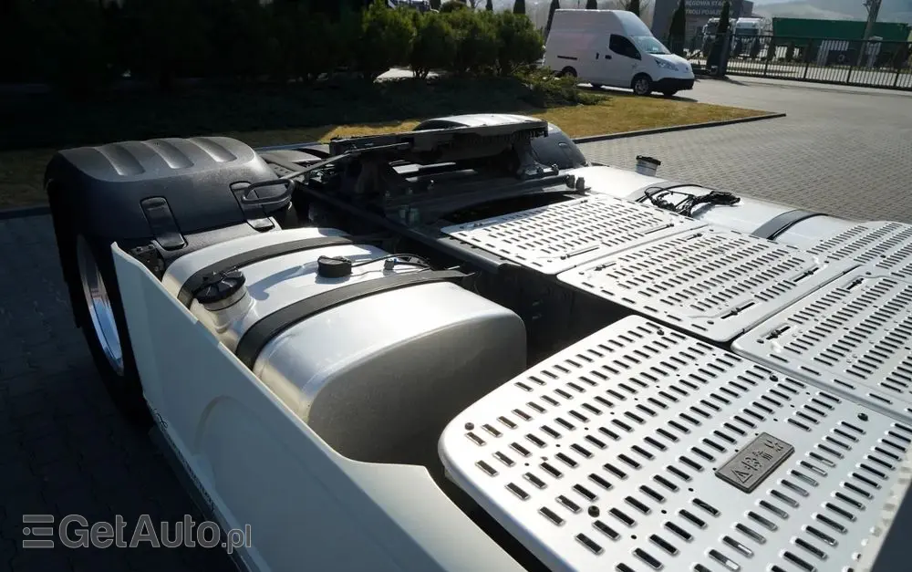 DAF XF 530 / RETARDER / KLIMA POSTOJOWA / SUPER SPACE CAB / ALUFELGI 