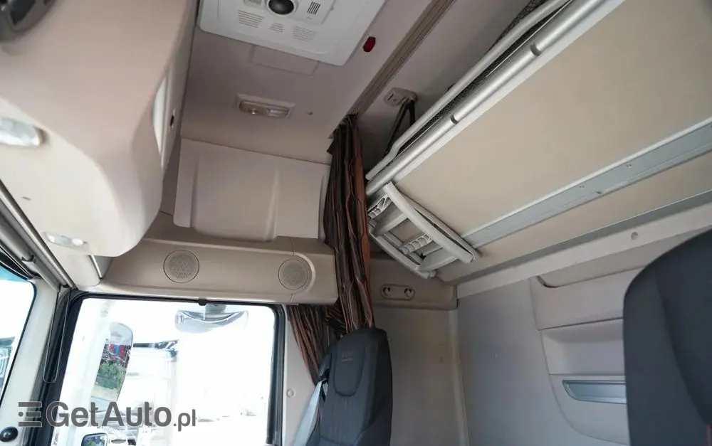 DAF XF 530 / RETARDER / KLIMA POSTOJOWA / SUPER SPACE CAB / ALUFELGI 