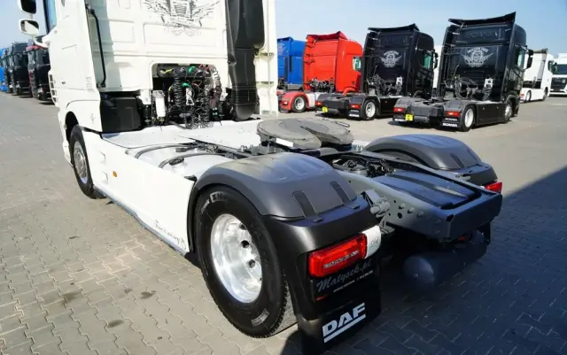 DAF XF 530 / RETARDER / KLIMA POSTOJOWA / SUPER SPACE CAB / ALUFELGI 