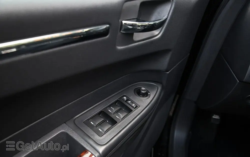 CHRYSLER 300C 2.7 Automatik