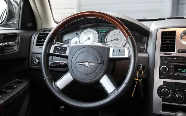 CHRYSLER 300C 2.7 Automatik