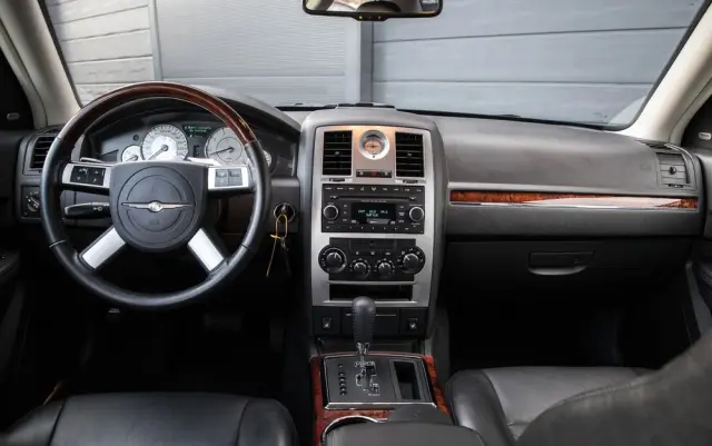 CHRYSLER 300C 2.7 Automatik