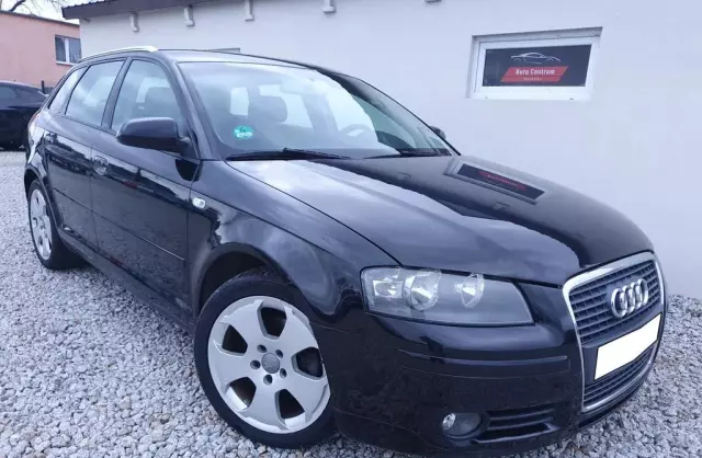 AUDI A3 
