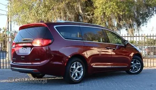 CHRYSLER Pacifica 