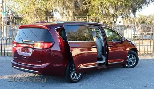 CHRYSLER Pacifica 