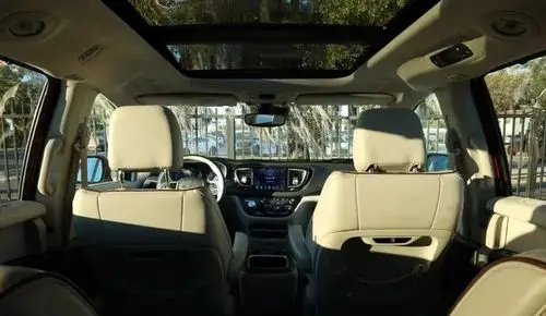 CHRYSLER Pacifica 