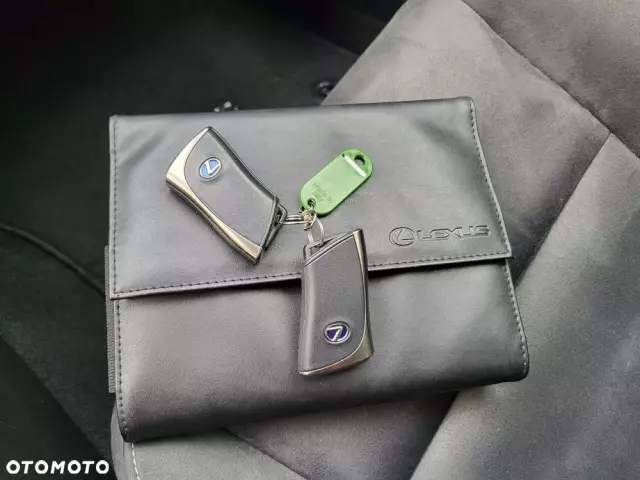 LEXUS UX 250h GPF Elegance 2WD