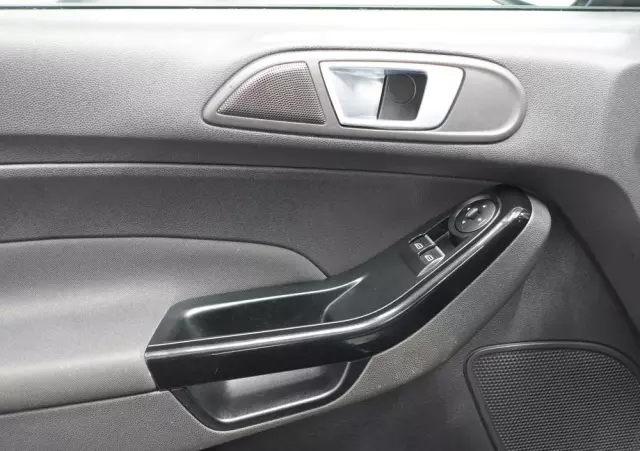 FORD Fiesta 1.0 EcoBoost Start-Stop Titanium