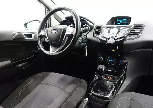 FORD Fiesta 1.0 EcoBoost Start-Stop Titanium