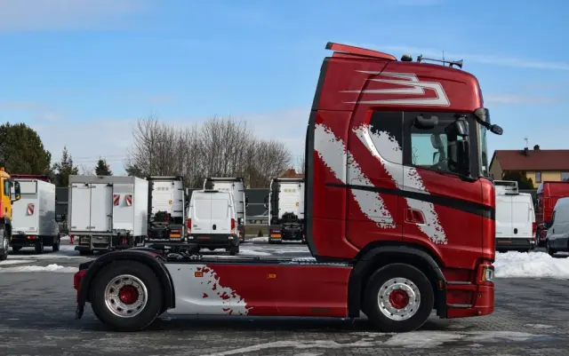 SCANIA S500 / FULL AIRMATIC / RETARDER / KLIMATYZACJA POSTOJOWA / ACC / KLIMA / SKÓRA / FULL LEDY / FULL SPOILERY / WERSJA PREMIUM / SERWISOWANA / SPROWADZONA 