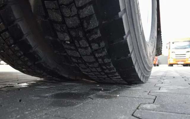 SCANIA S500 / FULL AIRMATIC / RETARDER / KLIMATYZACJA POSTOJOWA / ACC / KLIMA / SKÓRA / FULL LEDY / FULL SPOILERY / WERSJA PREMIUM / SERWISOWANA / SPROWADZONA 