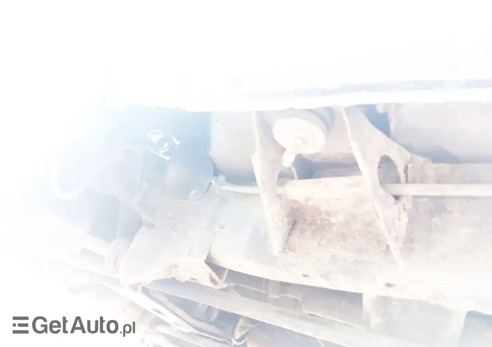 NISSAN Terrano 2.4 SR