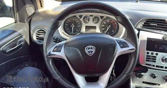 LANCIA Delta 1.4 TurboJet 16v Silver